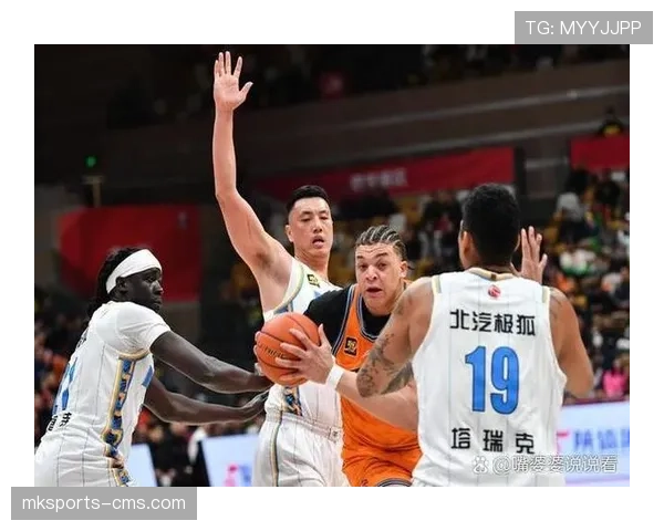 如何正确理解篮球比赛中的卡位犯规规则与判罚标准